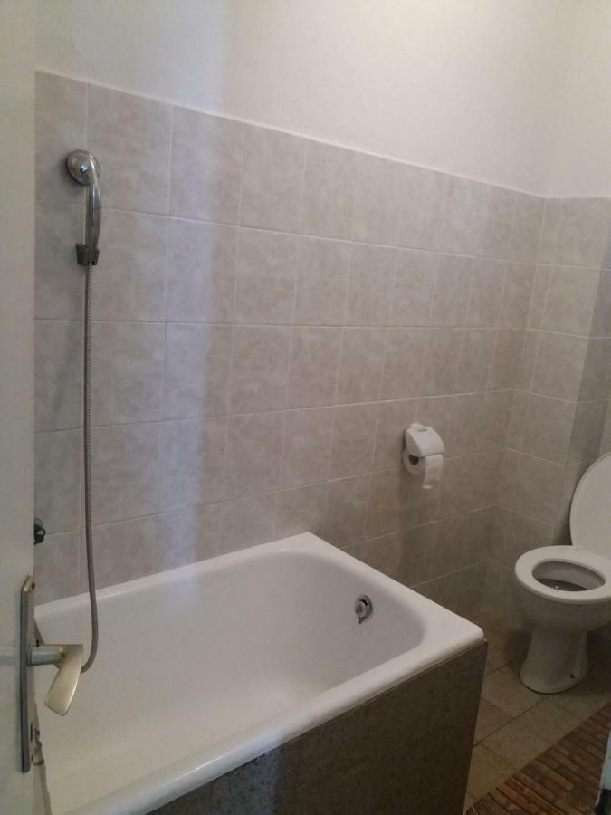 Apartman Nona Povljana Kültér fotó