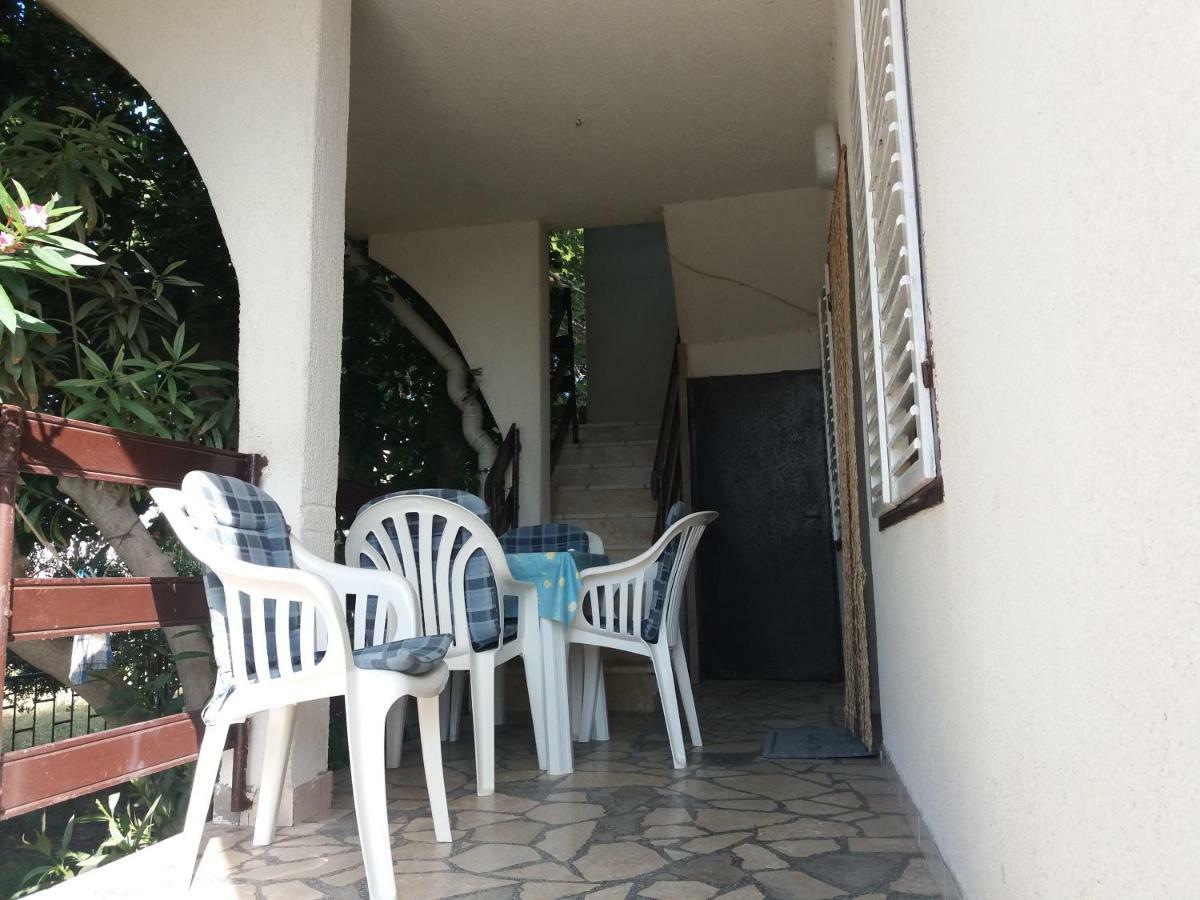 Apartman Nona Povljana Kültér fotó