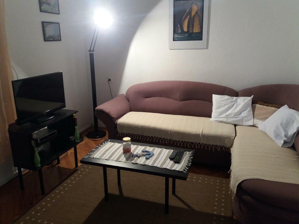 Apartman Nona Povljana Kültér fotó